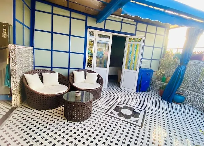 Appartement Riad Style-Sky View Au Centre Ville, Internet Fibre, Canal Plus, Chaines Internationales