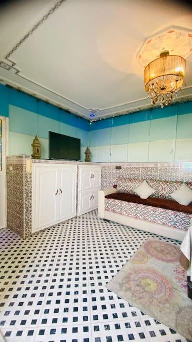 Apartment Style-sky View Au Centre Ville, Internet Fibre, Canal Plus, Chaines Internationales
